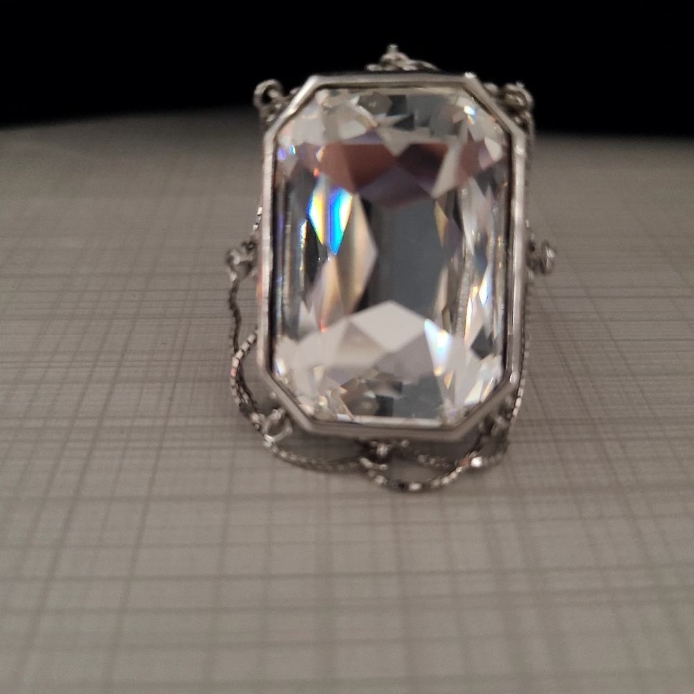 Christian Dior ring